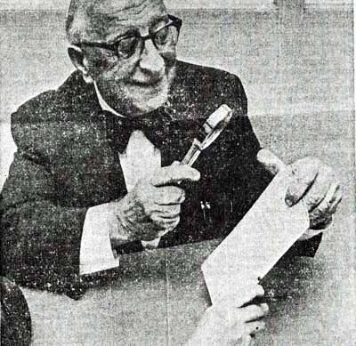 Papa featured in undated Oregon Journal article